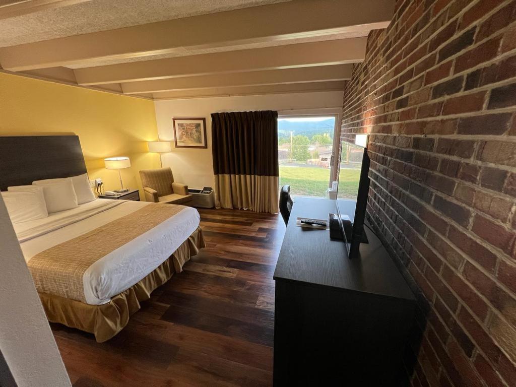 Travelodge By Wyndham Wytheville Dış mekan fotoğraf